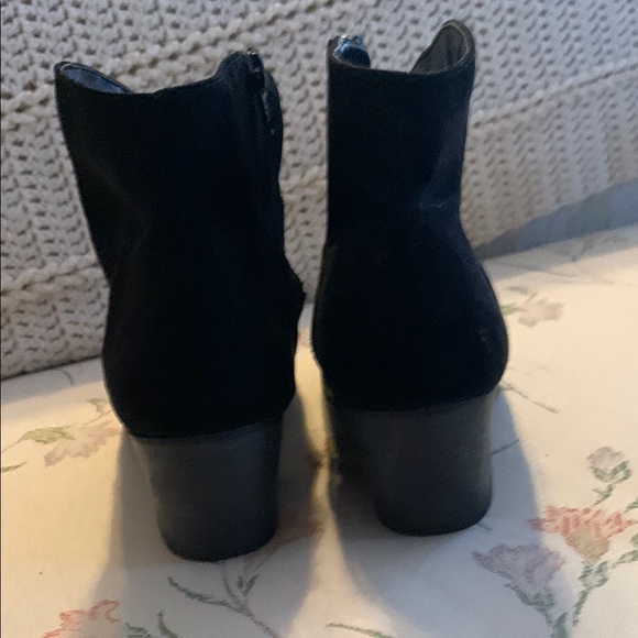 Women's Black Ankle Boots - Picture 3 of 5